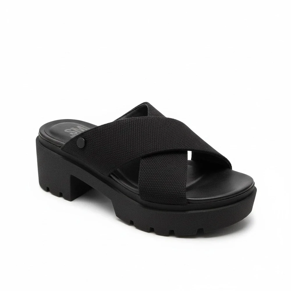 SM New York Stacy Platform Sandals 8 Black Crisscross Lug Sole Grunge Goth